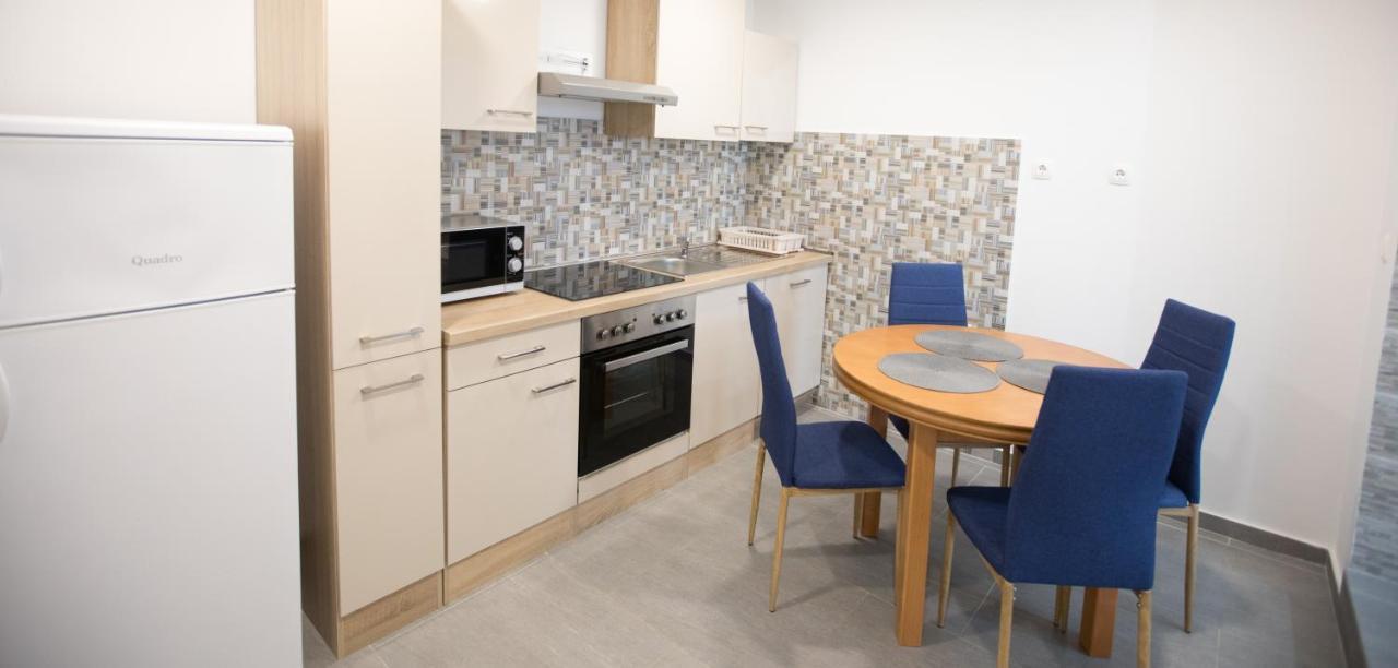 Toto Apartment Lukovo Sugarje Ngoại thất bức ảnh